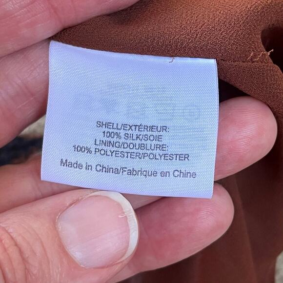 Tory Burch Women's 100% Silk Brown Sleeveless Animal Print Blouse Size 4 - Picture 7 of 8